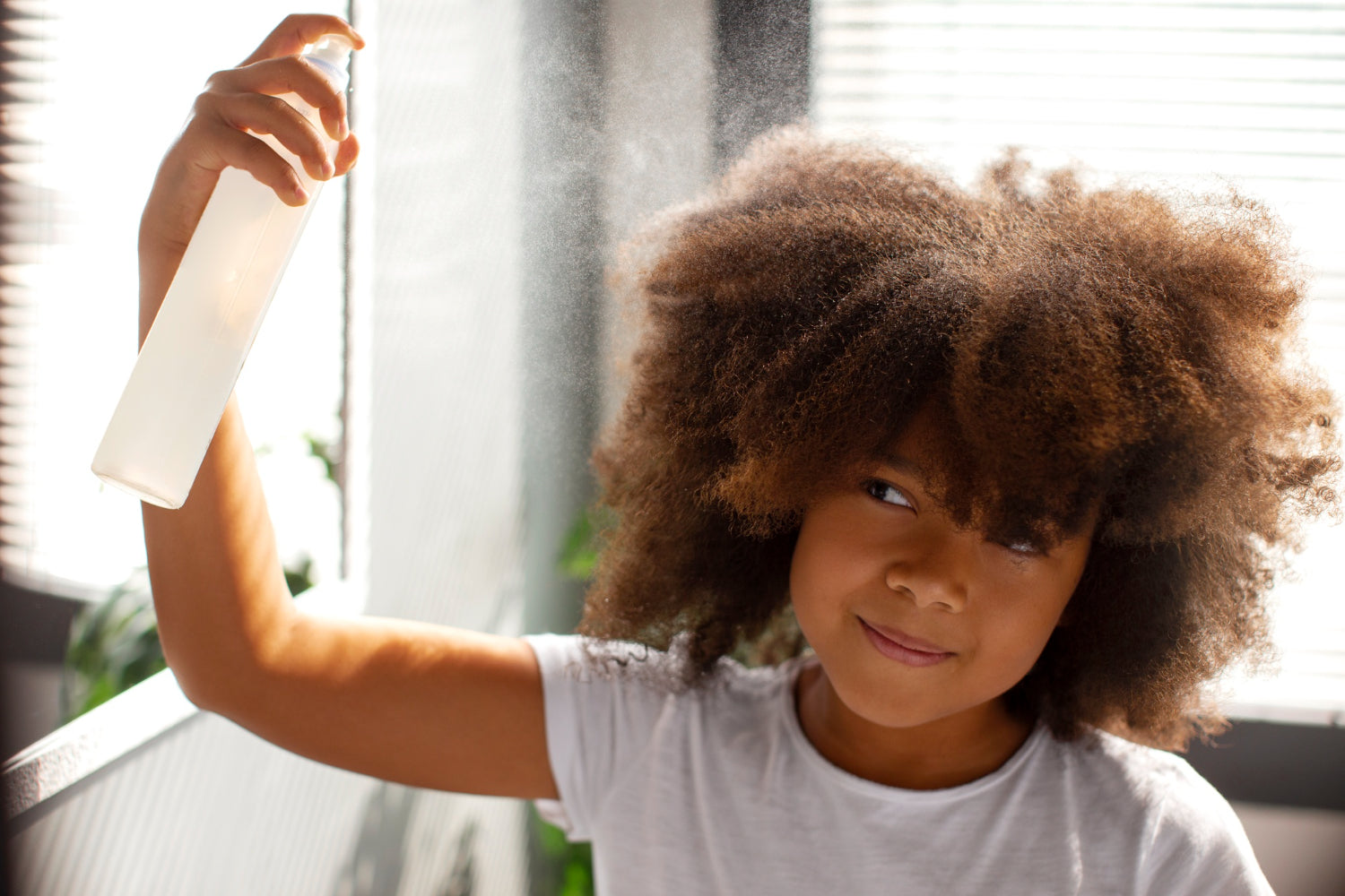 À partir de quel âge utiliser des produits capillaires naturels pour les cheveux crépus